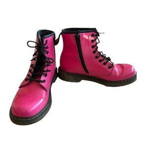 Dr.Martens Delaney pink boots